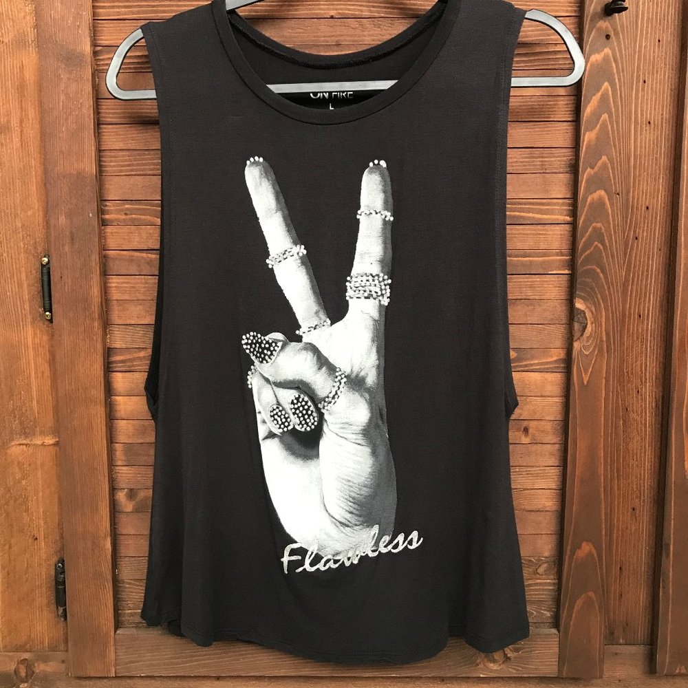 ON FIRE Peace Hand Top